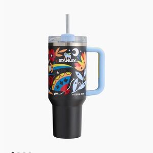 New in box Stevie Shao Stanley 40 oz quencher h20 flowstate